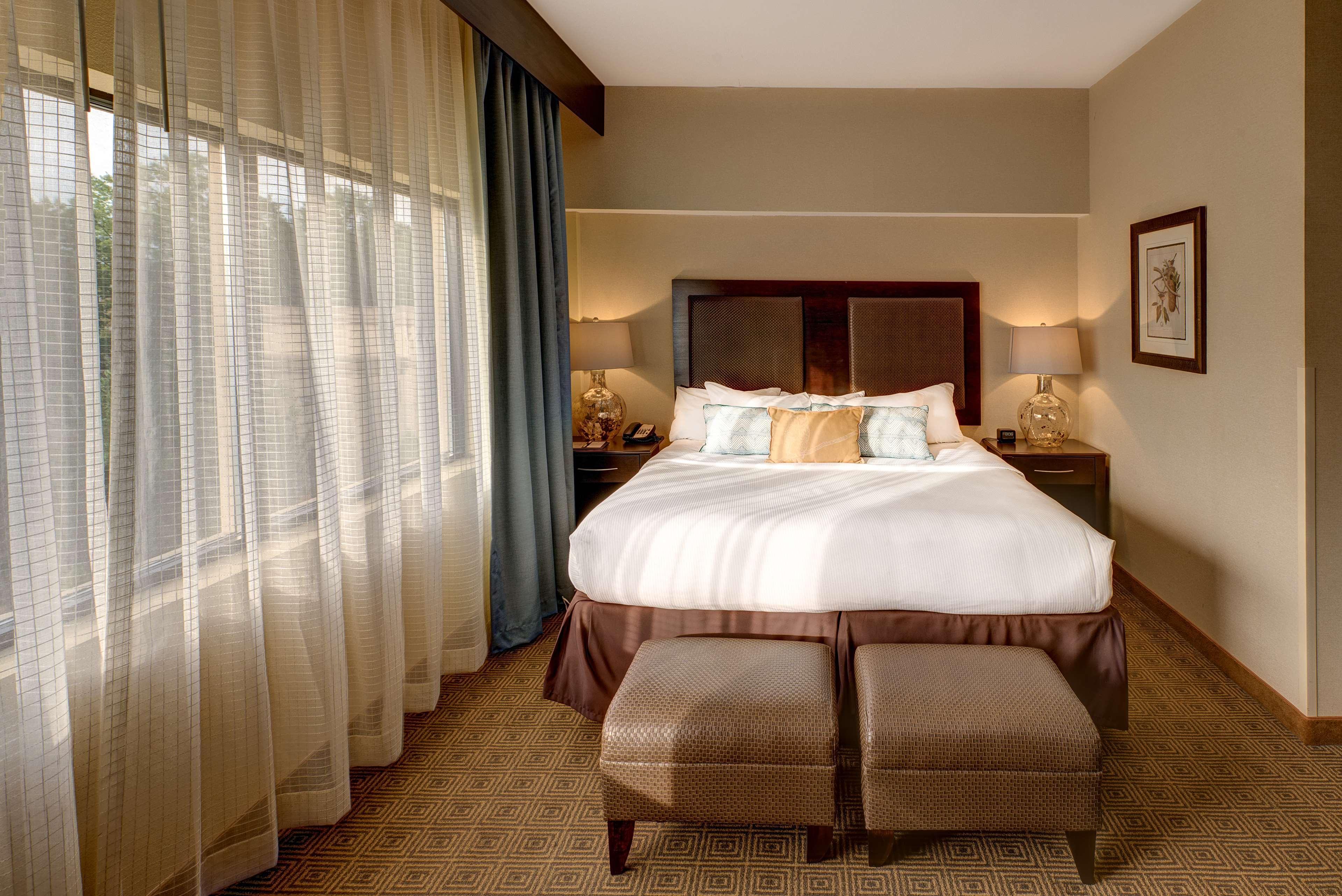 Doubletree By Hilton Tinton Falls-Eatontown Exterior photo