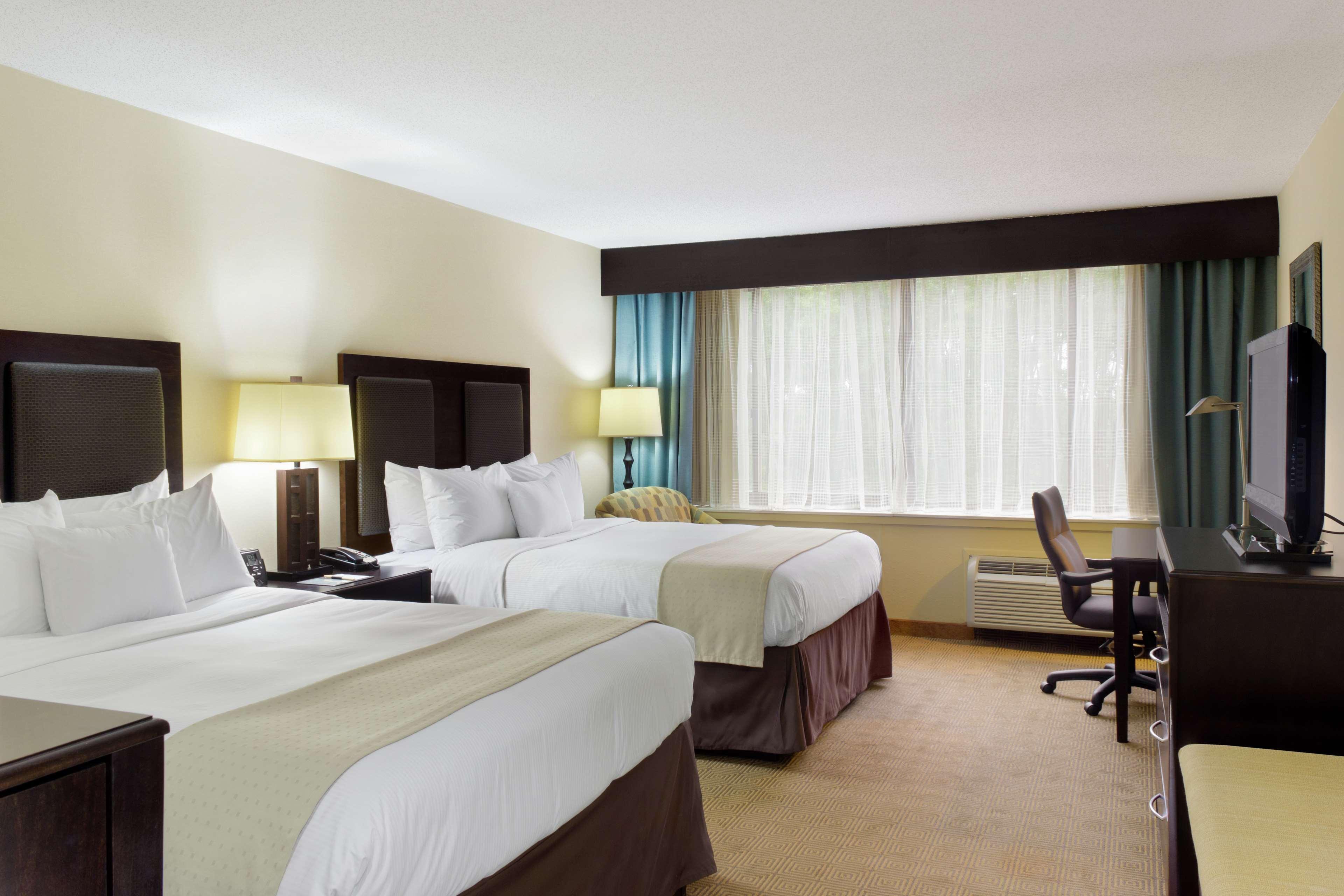 Doubletree By Hilton Tinton Falls-Eatontown Room photo