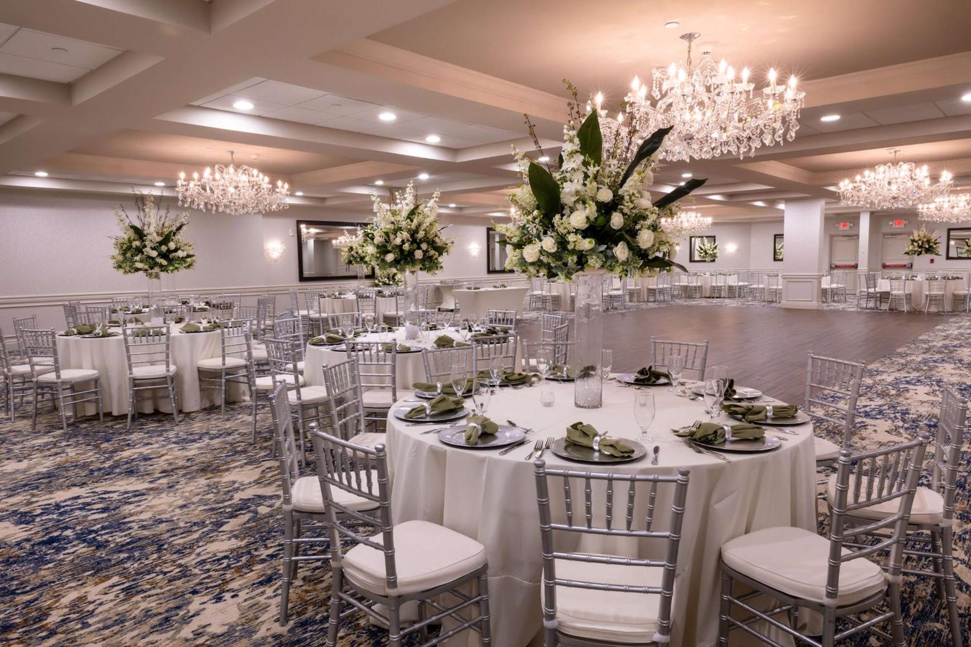 Doubletree By Hilton Tinton Falls-Eatontown Exterior photo