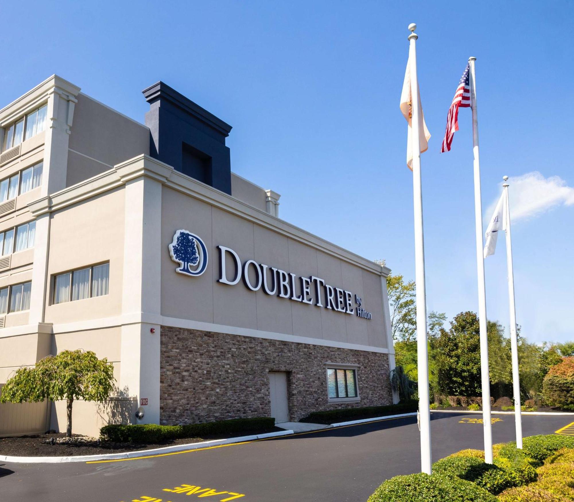 Doubletree By Hilton Tinton Falls-Eatontown Exterior photo