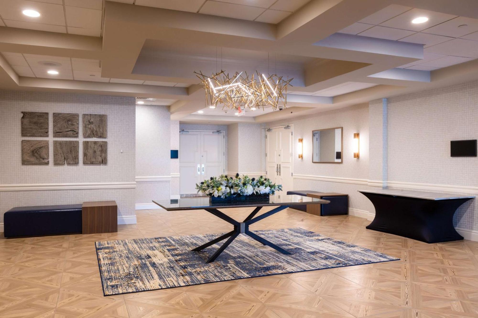 Doubletree By Hilton Tinton Falls-Eatontown Exterior photo